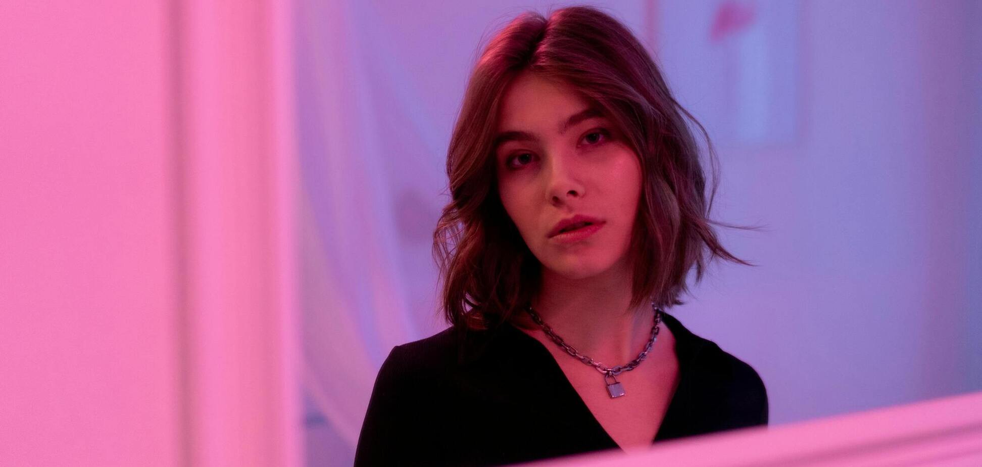 Попрощайтесь со скучным бобом: эти 8 причесок придут на замену