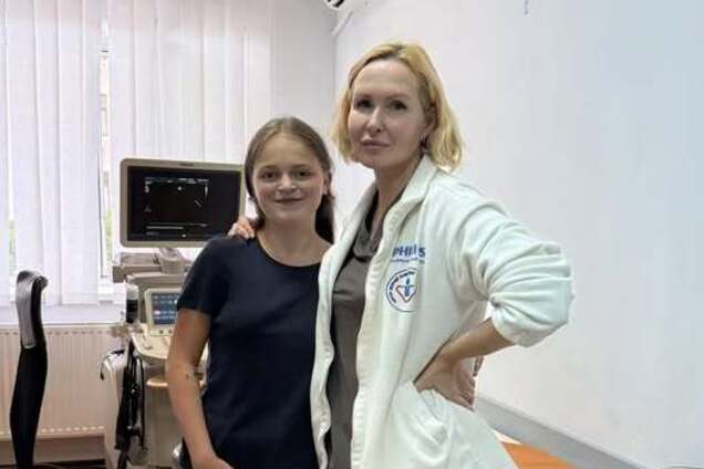 лікарня, операція, лікарі