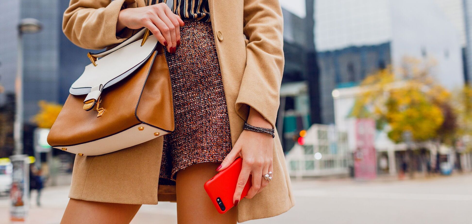 Тренды осени: на какие вещи не советуют тратить много денег