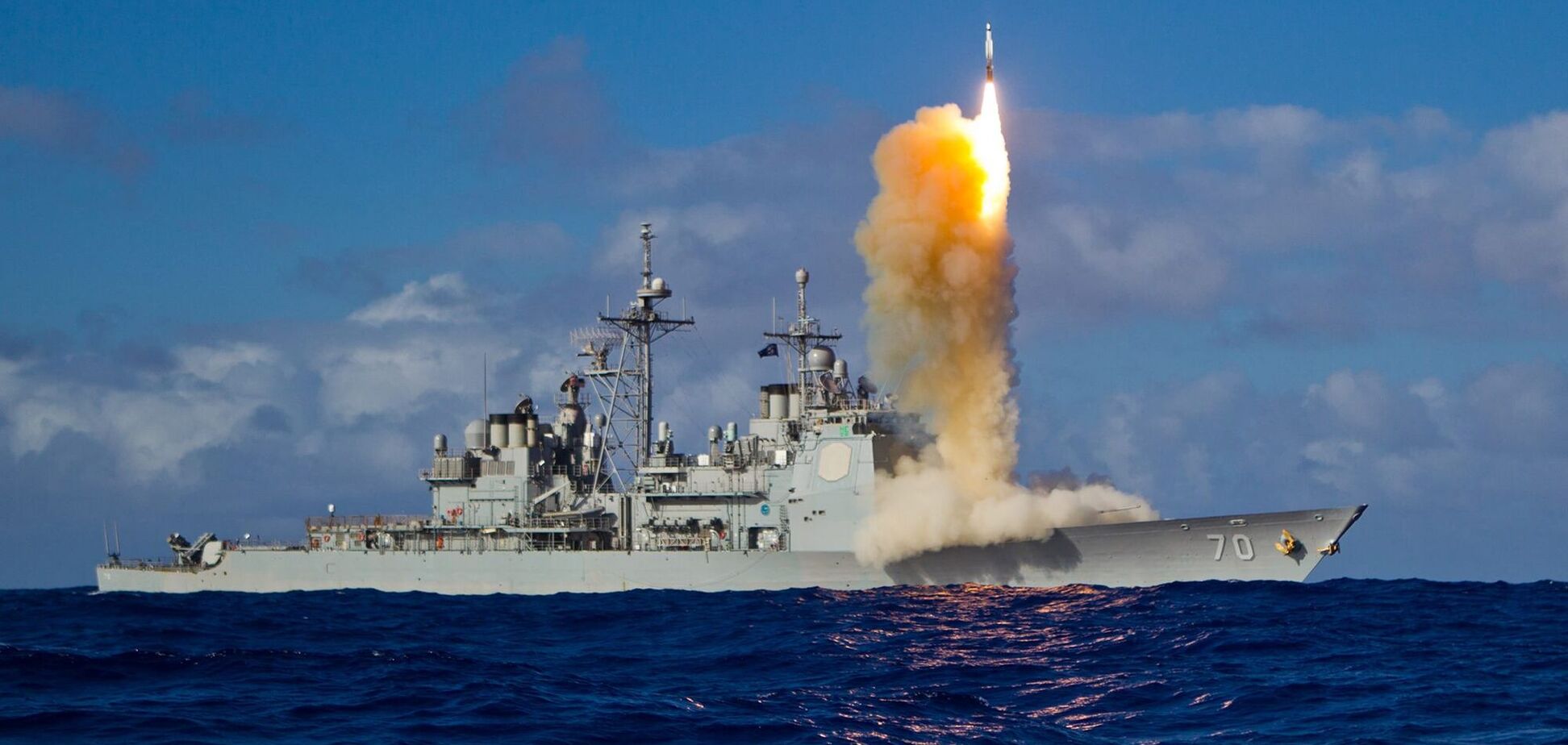 Перевозило наркотики из Венесуэлы: США уничтожили уже второе судно в Карибском бассейне