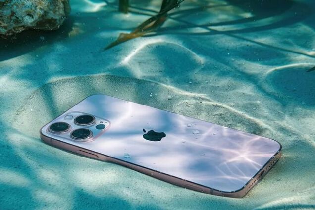 iPhone украинки пролежал два месяца на дне океана: как удалось вернуть гаджет в рабочем состоянии