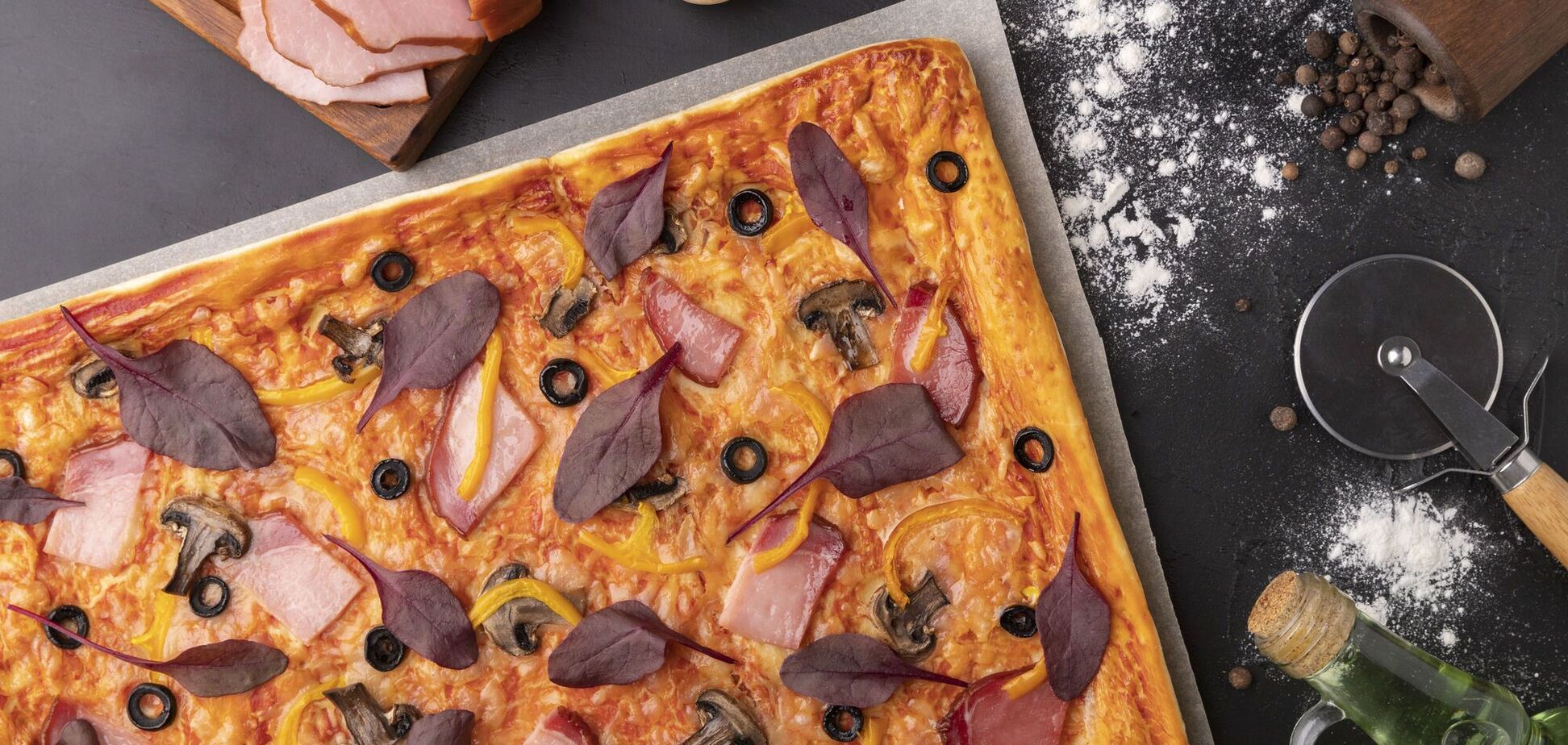 Как приготовить вкусную домашнюю пиццу всего за 15 минут на обед: самый простой рецепт