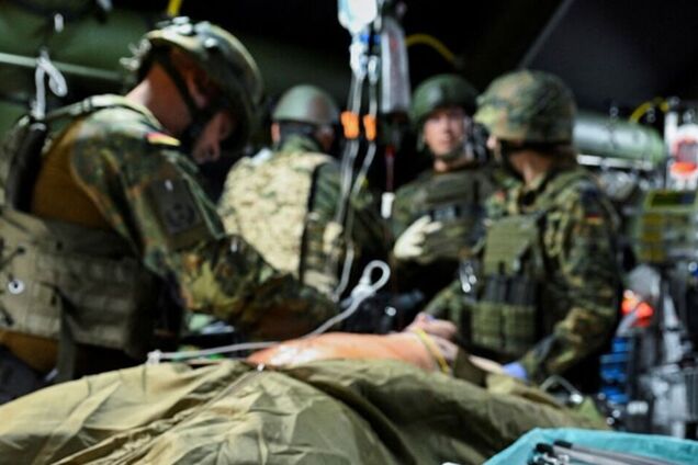 У Німеччині готуються до напливу поранених у разі війни з Росією – Sky News