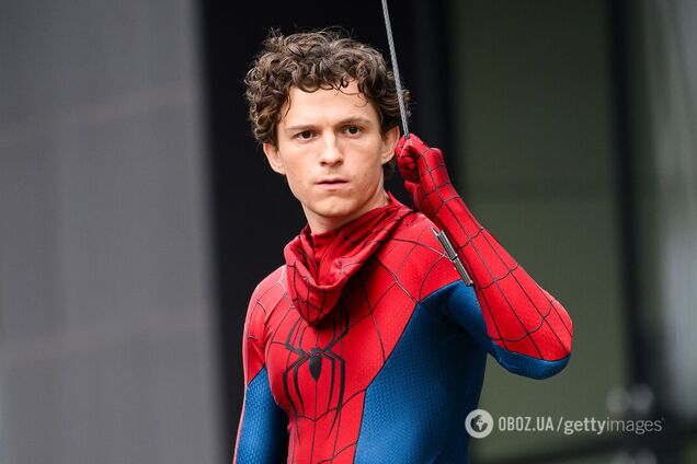 На зйомках 'Людини-павука' трапився нещасний випадок: головного актора Тома Голланда забрали в лікарню з важкими травмами