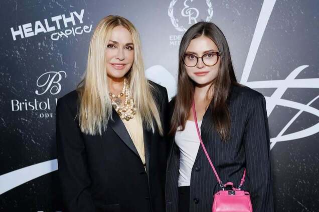 23-річна дочка Сумської та Борисюка, яка має акторський диплом, відкрила свій перший бізнес