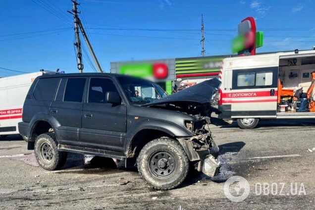 На Київщині сталась аварія за участі двох легковиків: постраждало п’ять осіб. Подробиці та фото