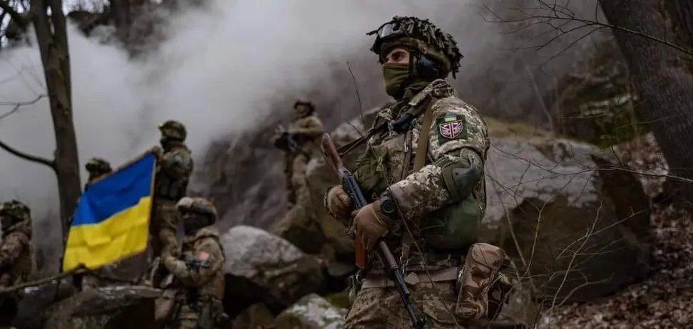 "Ситуація небезпечна": експерт розповів, де ворог хоче прорватися, і оцінив плани Путіна. Карта