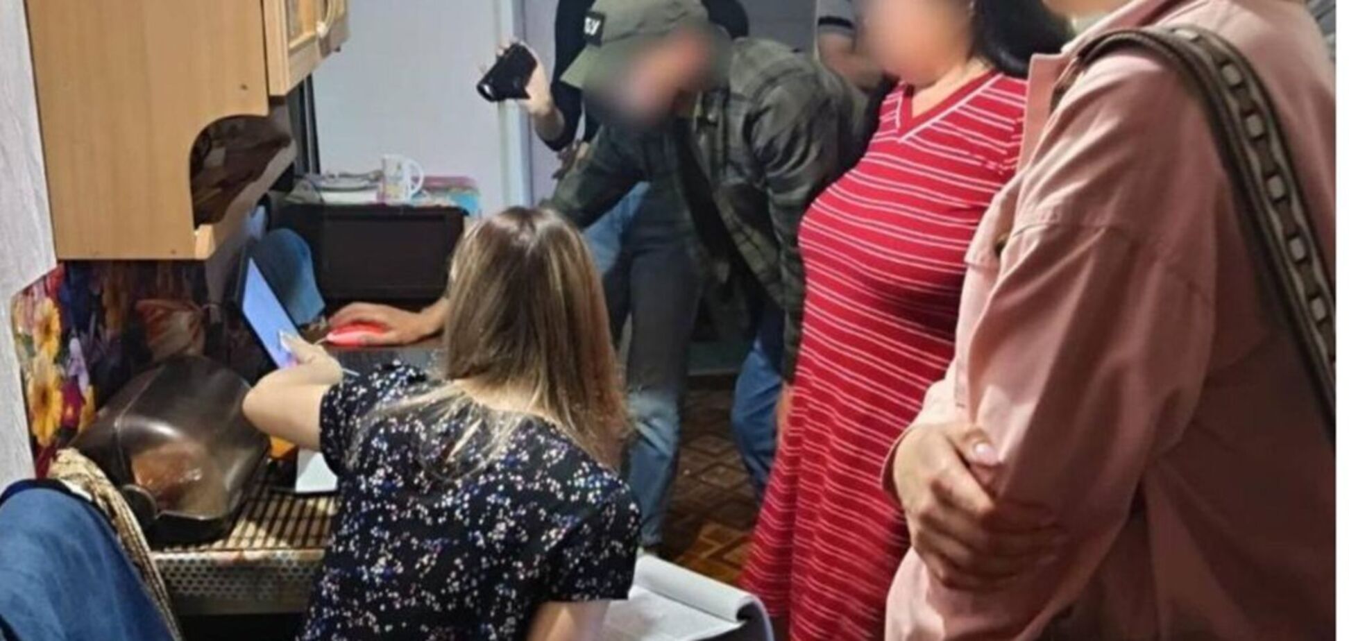 Оправдывала агрессию России: в Черкассах переселенку, которая распространяла пропагандистские посты, суд обязал читать патриотическую литературу