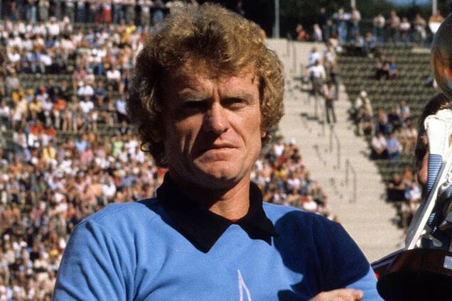 Сыграл 442 матча подряд: чем знаменит легенда футбола Зепп Майер