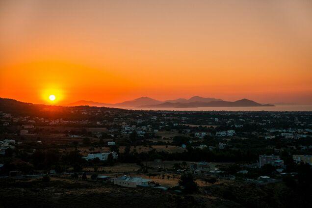 Где провести отпуск в октябре: самые теплые направления в Европе