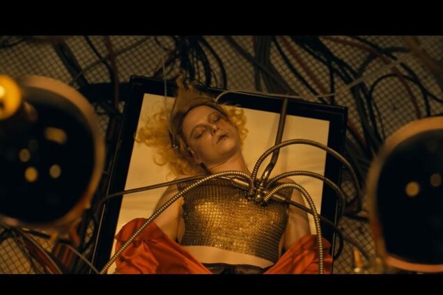 Ще одна історія про Франкенштейна: вийшов трейлер фільму жахів 'Наречена'