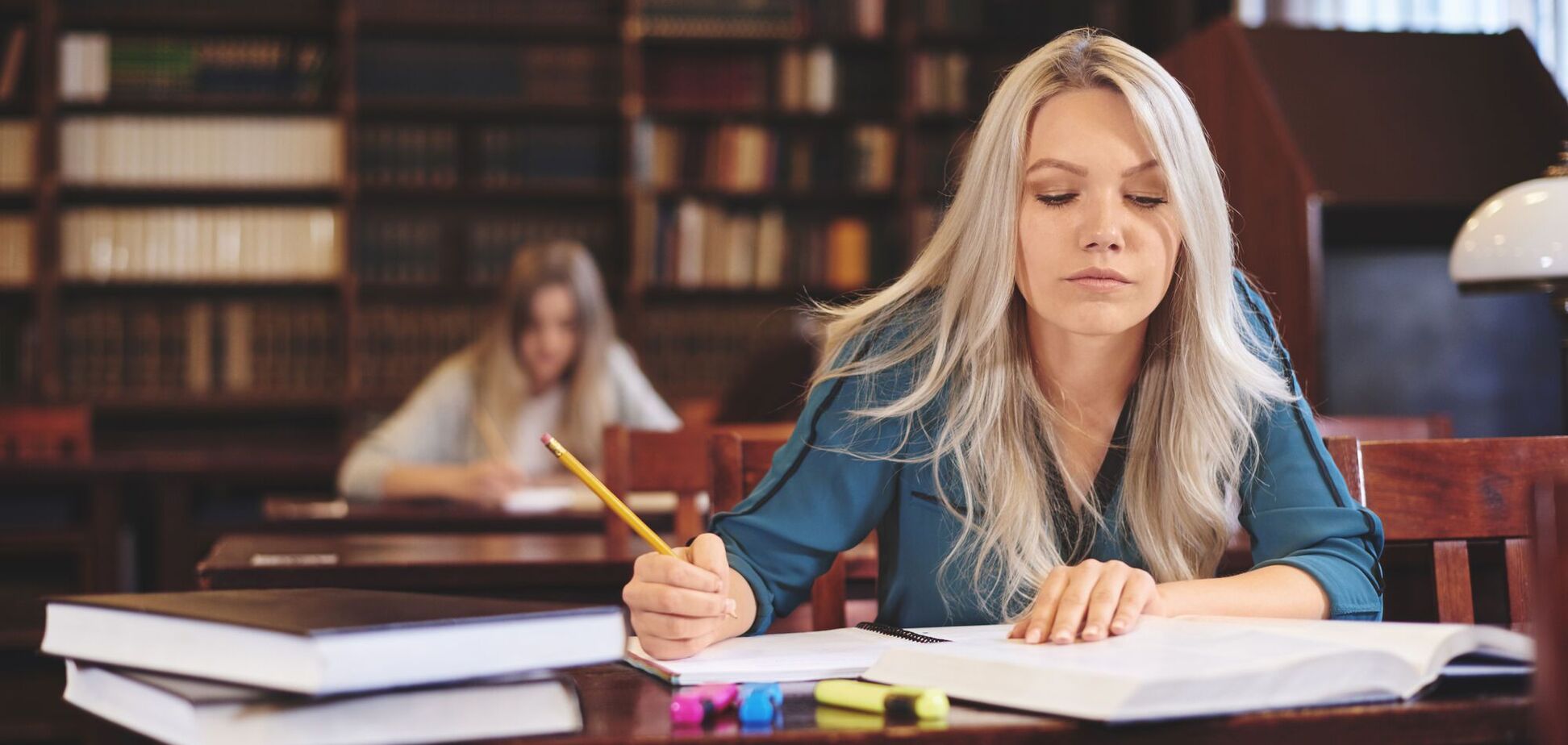 'Это жизнь или преступление?' Сеть поразила дотошная ученица, которая фиксировала опоздание учительницы на 1-2 минуты