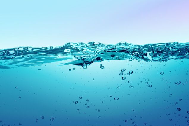 Заморожена, але рідка: вчені виявили новий стан води