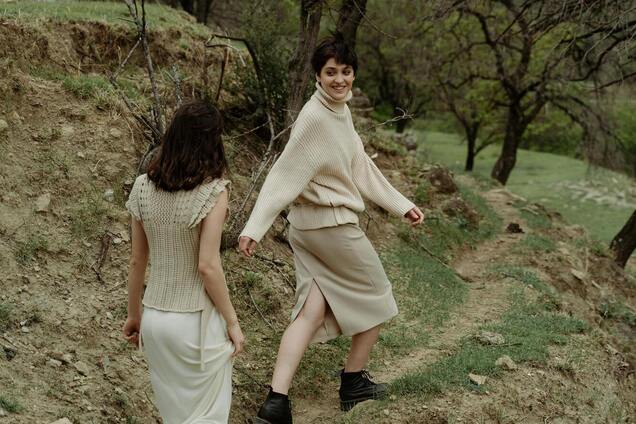 Модний хіт осені 2025: яка спідниця необхідна вам цього сезону