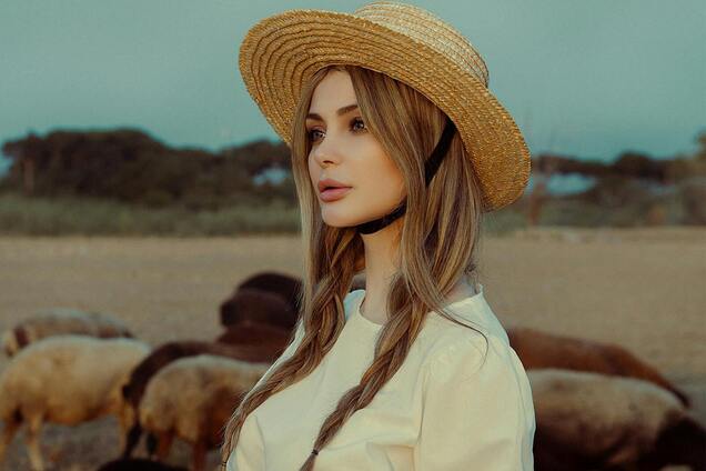 Коси знову в тренді: 10 простих і красивих зачісок на кожен день