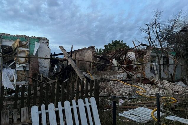Окупанти ударом по Сумщині вбили подружжя з двома маленькими дітьми. Фото