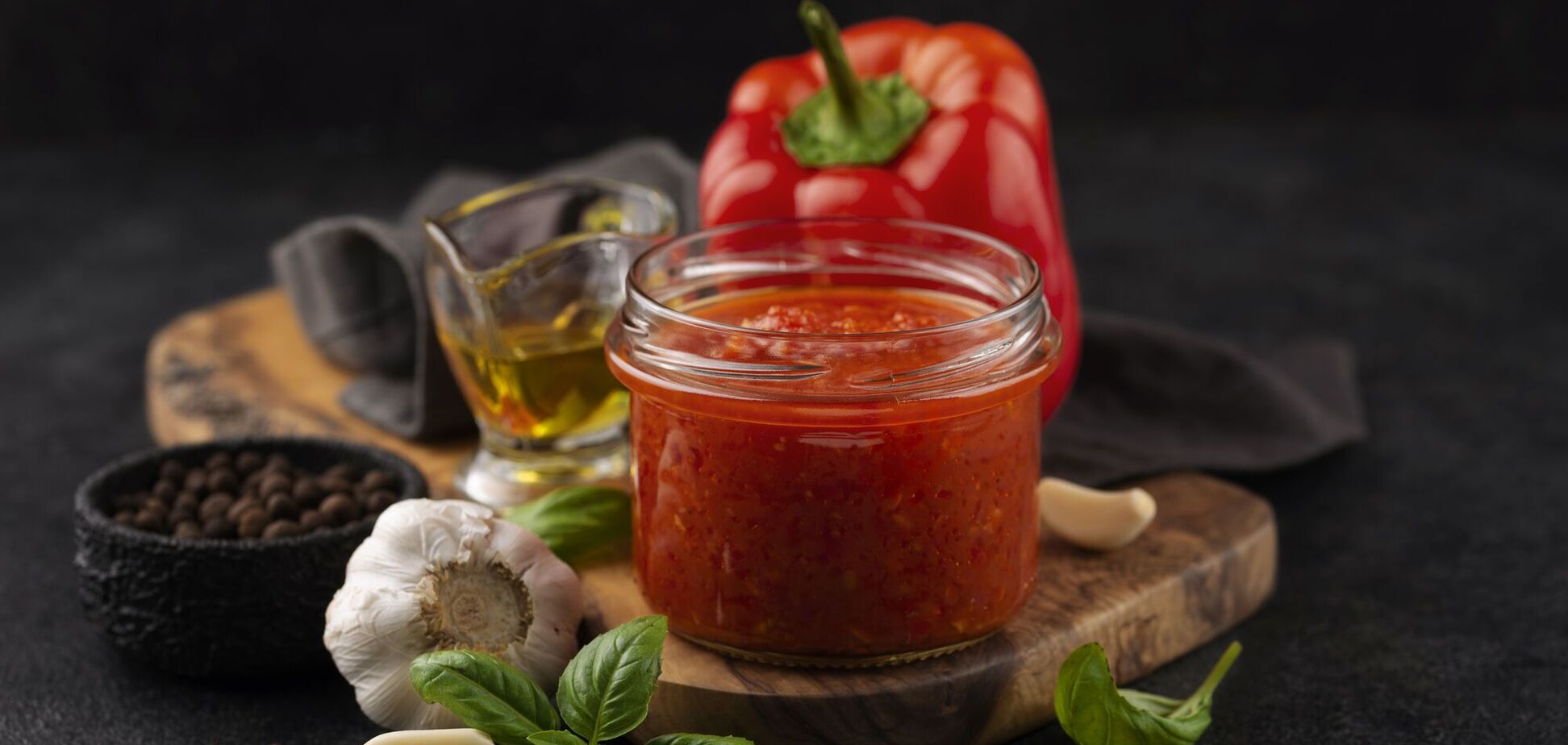 Лечо из помидоров и болгарского перца на зиму: с каким маринадом приготовить