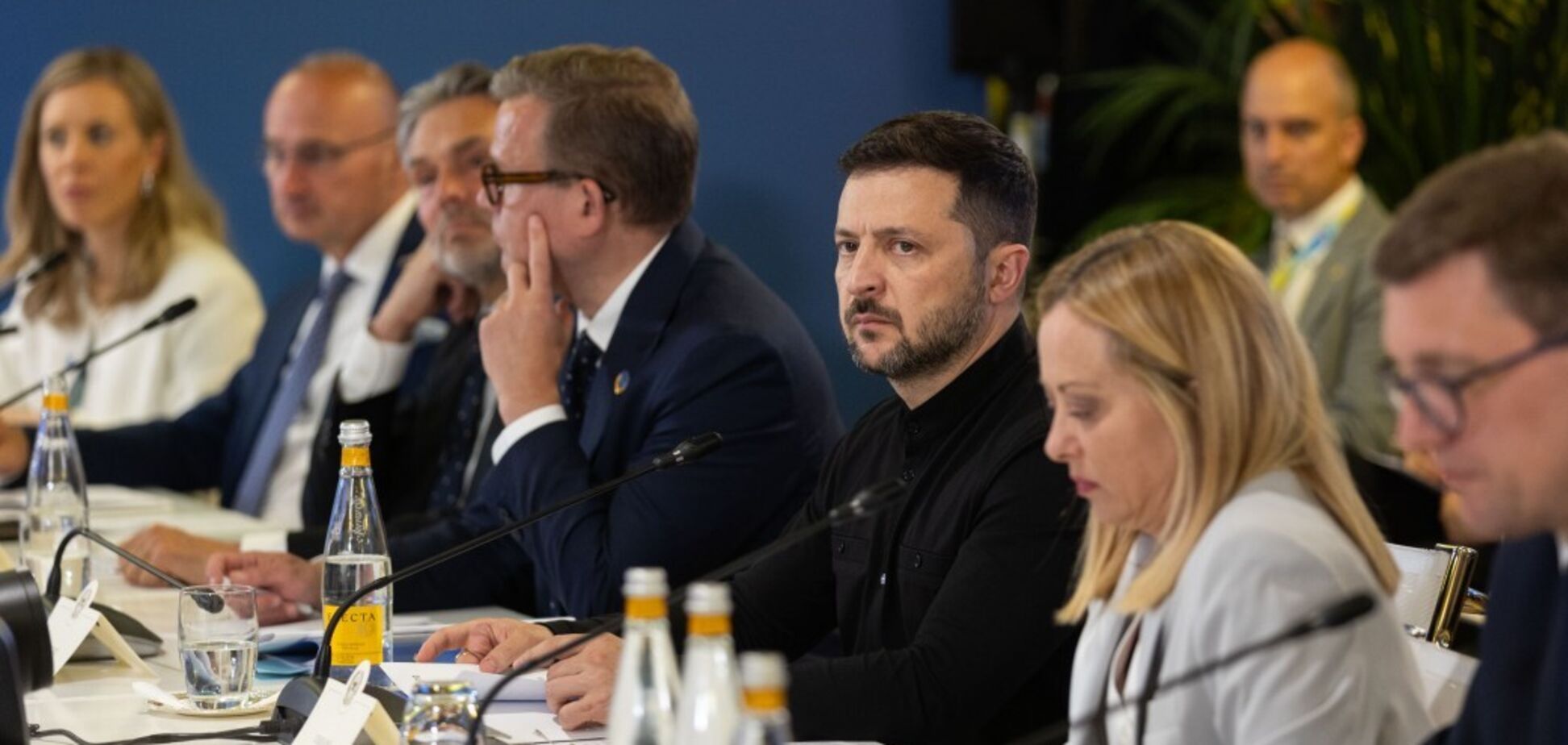 У центрі уваги – гарантії безпеки Україні: у Парижі стартує саміт Коаліції рішучих. Усі подробиці