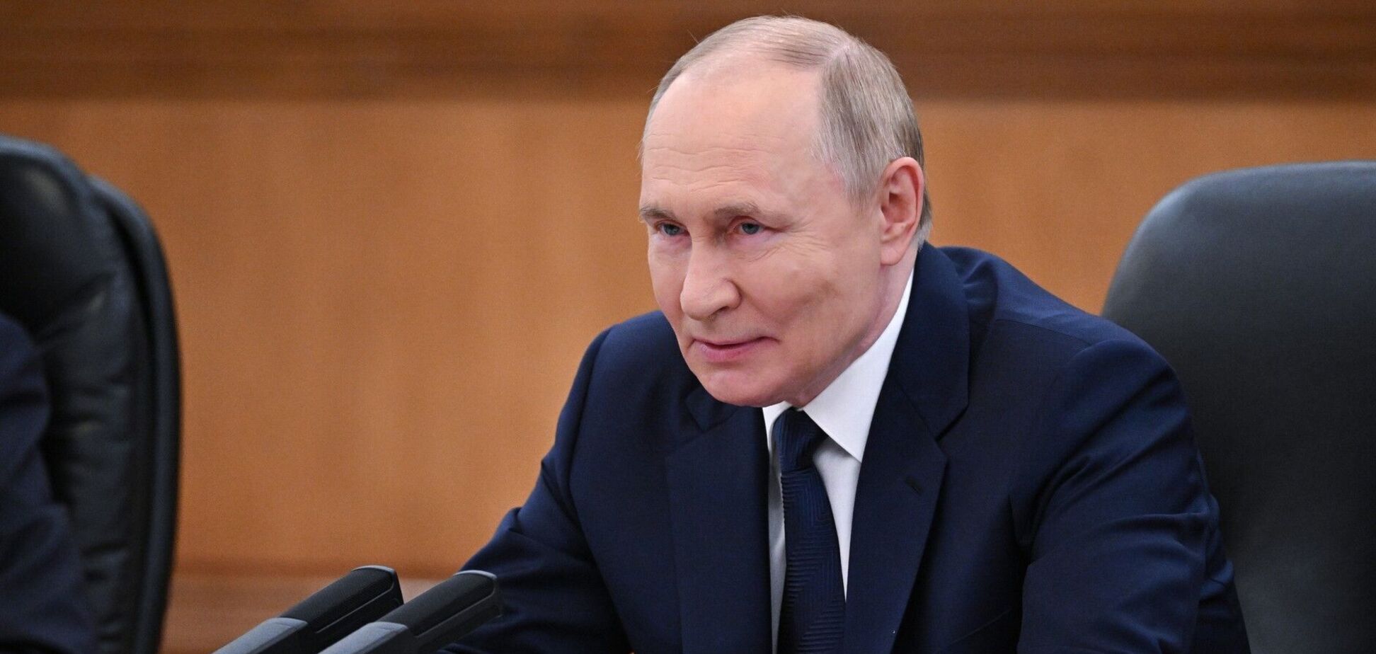 'Готов к контактам': Путин назвал 'лучшее место' для встречи с Зеленским и рассказал о 'слезах Януковича'. Видео