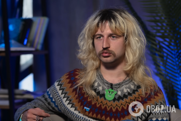 26-річний комік Даніл Повар, який заробляє до $7000 на місяць, пояснив, чому живе з мамою