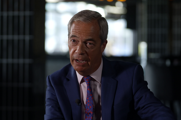 Британський політик обіцяє депортувати 'навіть жінок з Афганістану', якщо прийде до влади