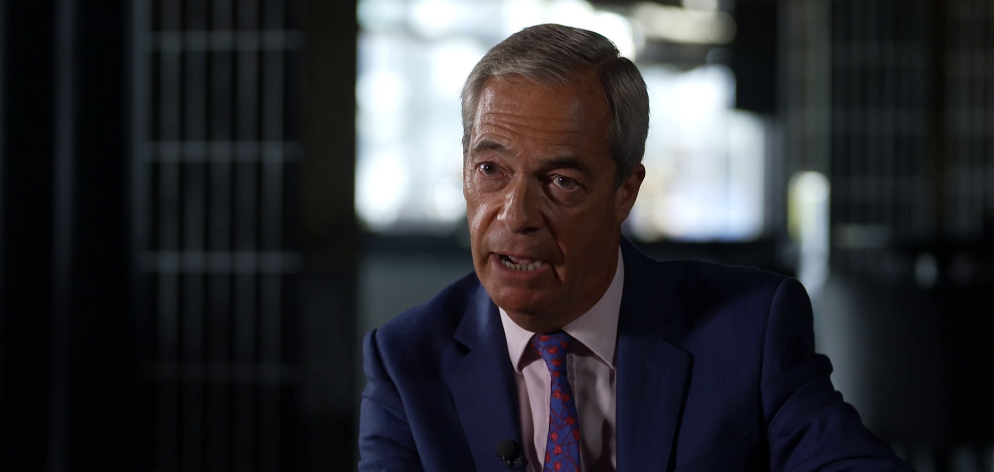 Британський політик обіцяє депортувати 'навіть жінок з Афганістану', якщо прийде до влади