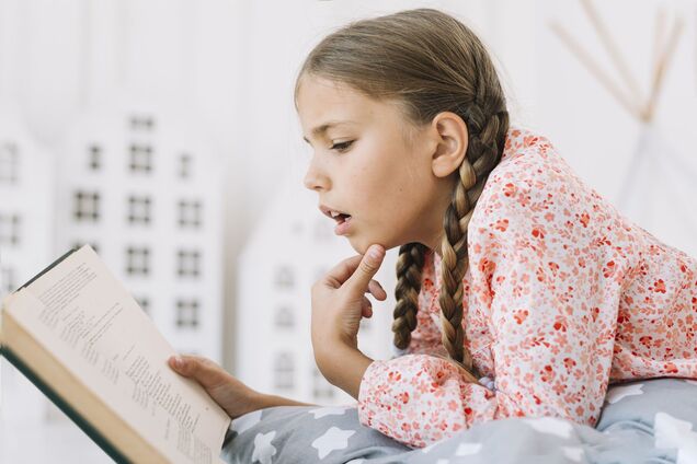 Учительница зарубежной литературы назвала 'важнейший навык', который развивает чтение: об этом никто не говорит
