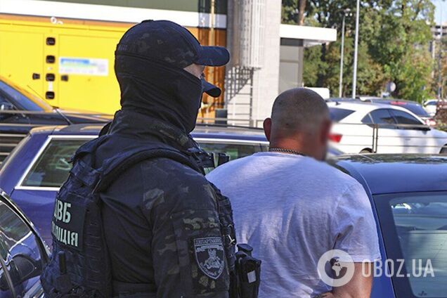 В Киеве военный за $35 тыс. обещал двум мужчинам отсрочку от армии. Подробности и фото