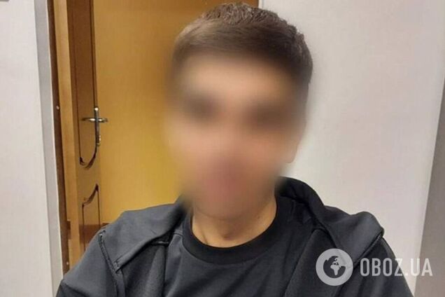 У Києві чоловік кілька разів ударив ножем знайомого через борги. Подробиці справи та фото