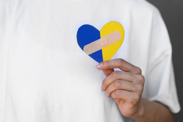 Медицина на мівіні: чому українські лікарі заробляють найменше