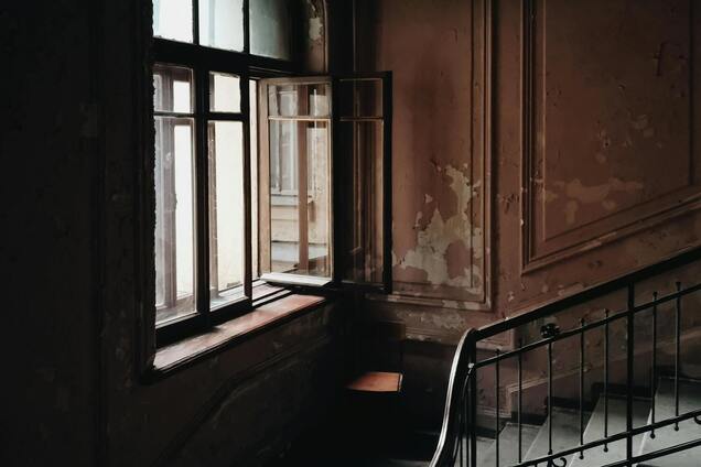 Чому в СРСР у будинках завжди була непарна кількість сходинок: пояснення