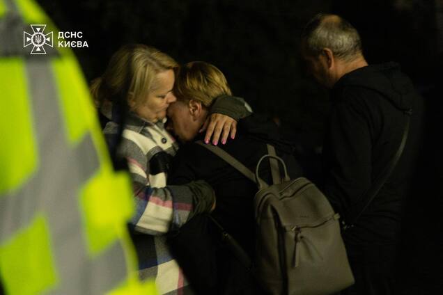 Из-под завалов достали тело мужчины: возросло количество жертв атаки РФ на Киев 7 сентября. Фото и видео