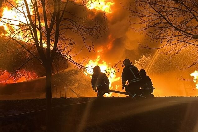 Росія вдарила по обʼєктах критичної інфраструктури Волині: стались пожежі, є наслідки. Фото та відео