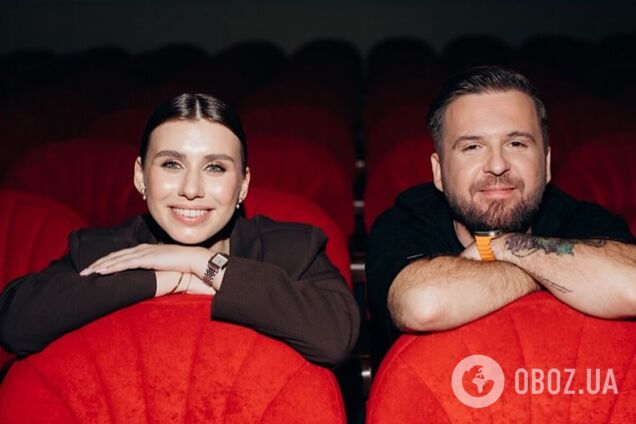 Наречена у міні та чорних окулярах: лідер 'Без Обмежень' Сергій Танчинець таємно одружився із коханою і показав перші фото