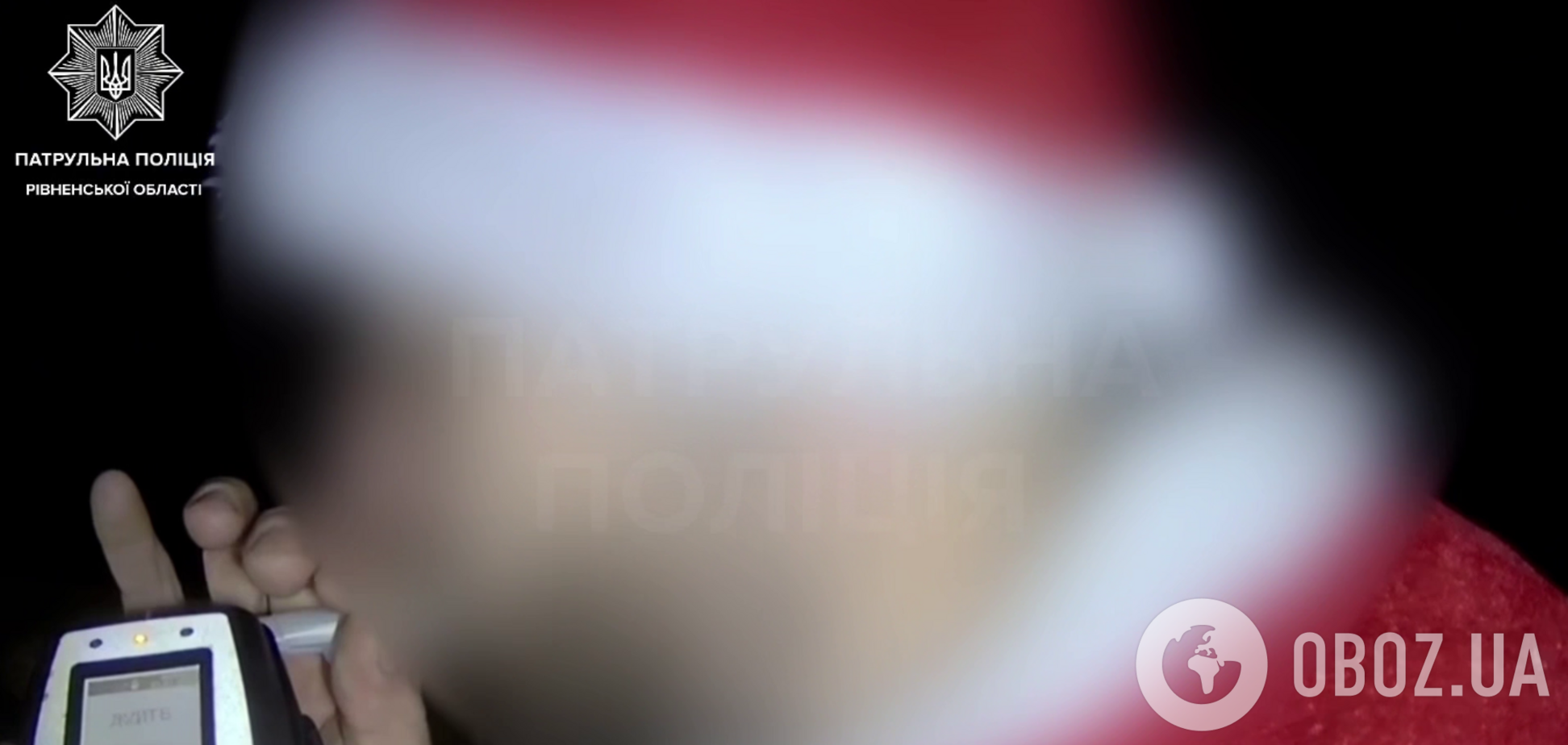 У Рівному в новорічну ніч зловили п'яного 'Санту' на Mercedes: патрульні показали відео