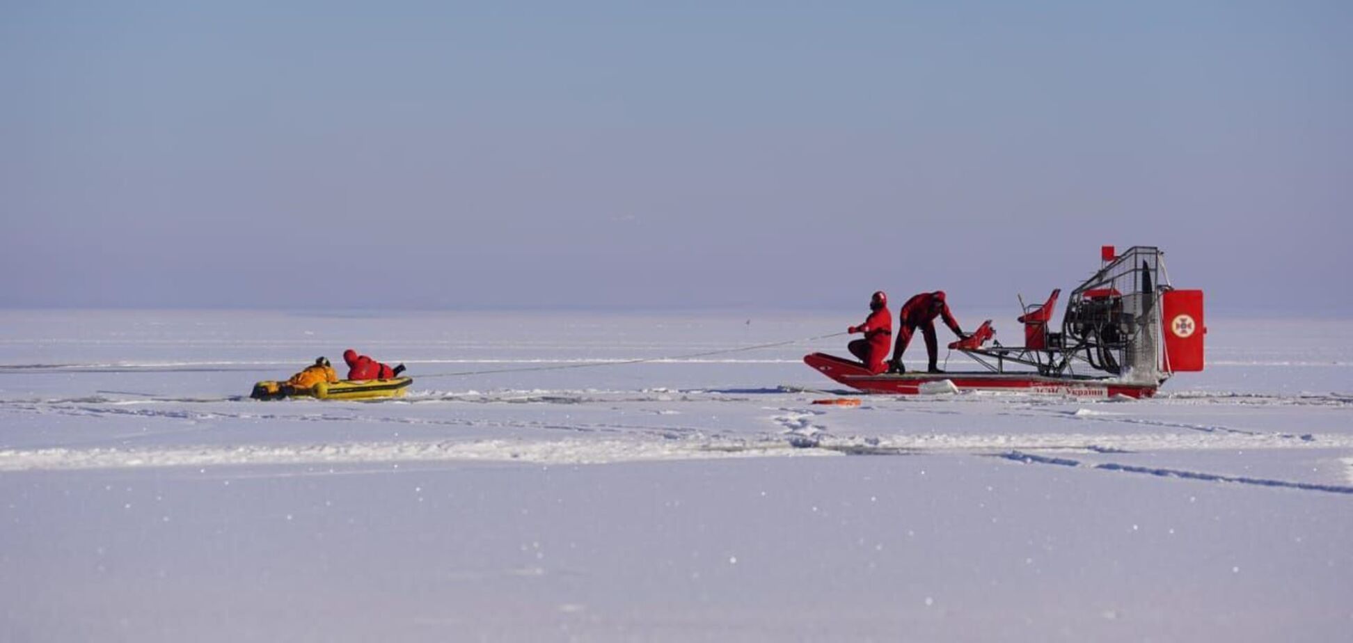 Лед – коварный: спасатели сказали, сколько людей погибли на водоемах Украины с начала 2026 года