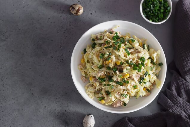 Який смачний салат приготувати з курячої печінки: з морквою та яйцями