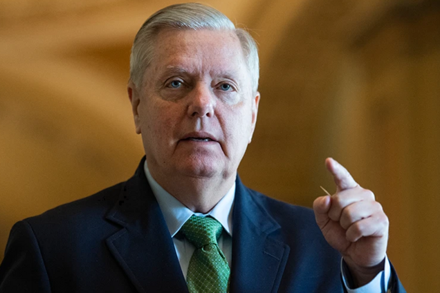 'Гитлер нашего времени': сенатор Грэм призвал Трампа ликвидировать верховного лидера Ирана