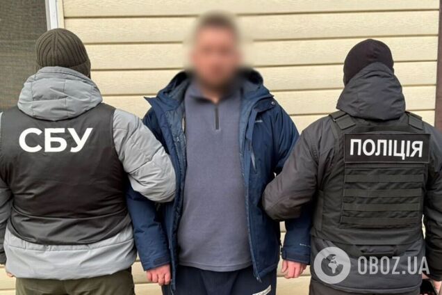 Мешканець Київщини організував 'бізнес' із продажу зброї: вилучено цілий арсенал. Подробиці, фото та відео