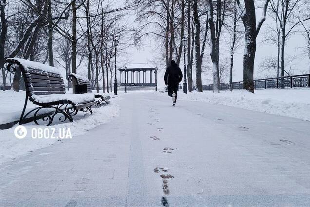 Сильний мороз та без суттєвих опадів: прогноз погоди по Києві та області на 12 січня