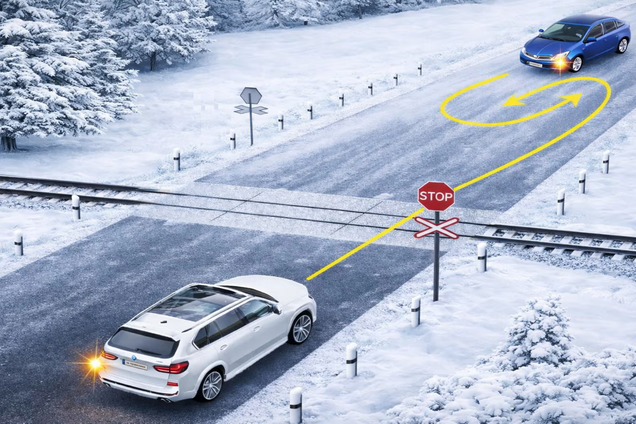 Хто порушує правила, виконуючи розворот? Тест на знання ПДР