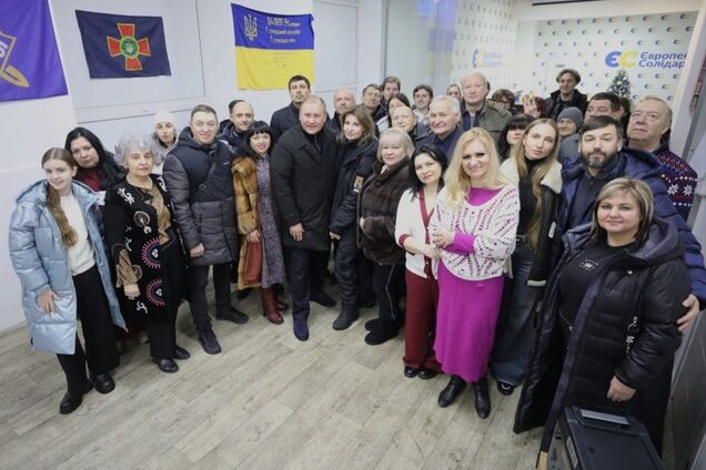 Марина Порошенко привезла у Дніпро 5 генераторів для обласного госпіталю ветеранів