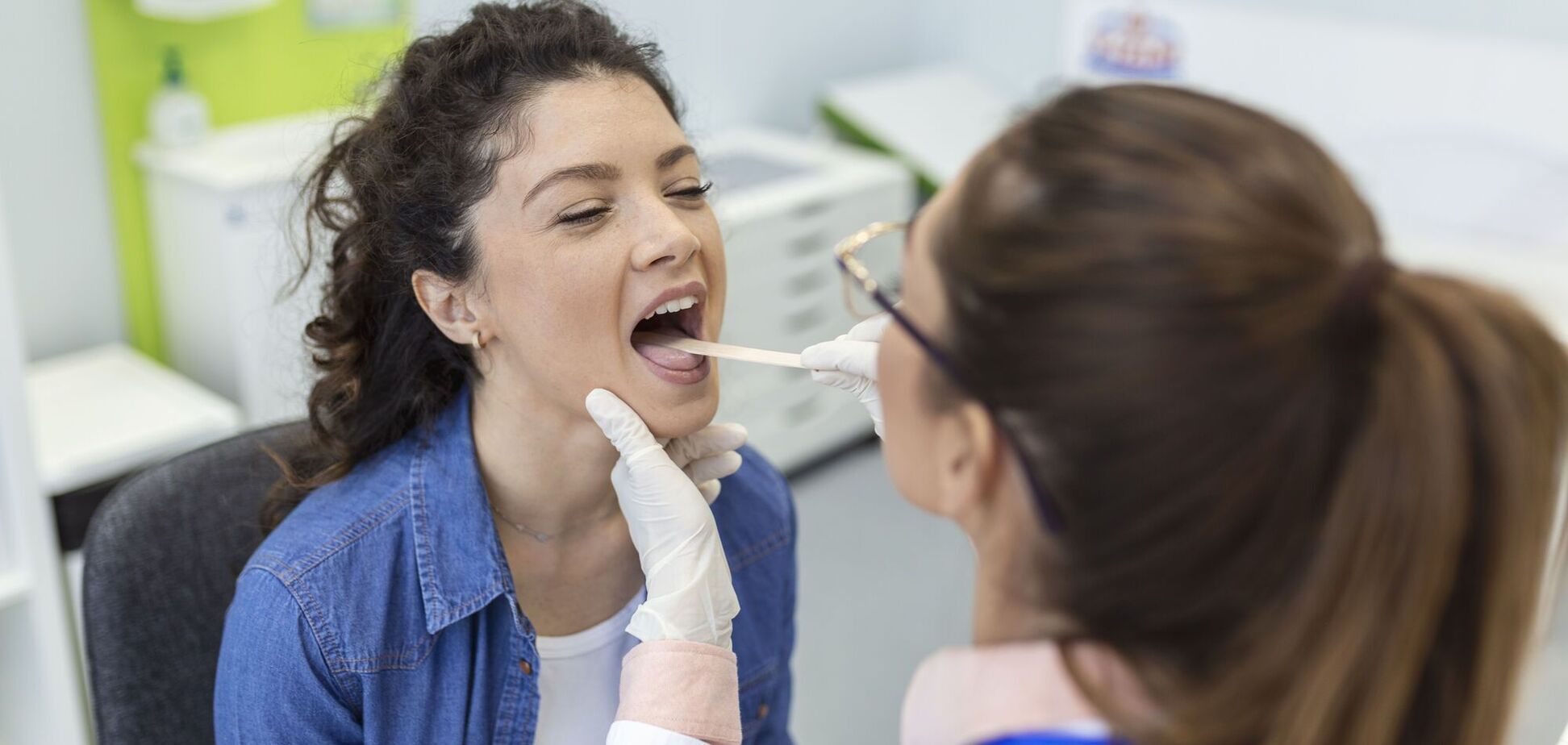 Найпоширеніші помилки при лікуванні хворого горла