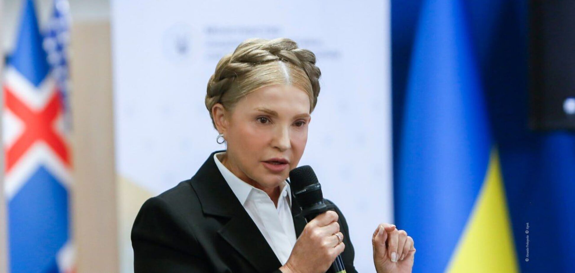 Руководителя фракции Рады уличили в предложении взятки ряду депутатов: Тимошенко выступила с заявлением