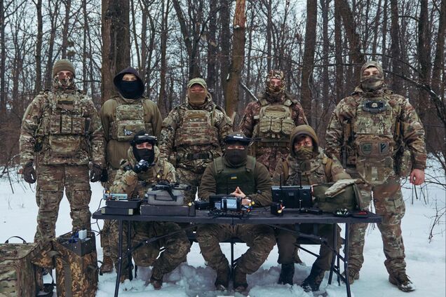 'Двигаться могут только в ад': защитники показали, как уничтожают российских оккупантов на украинской земле. Видео