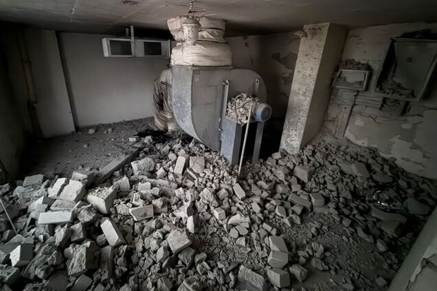 Окупанти атакували Київ: зафіксовано падіння уламків на житловий будинок. Фото