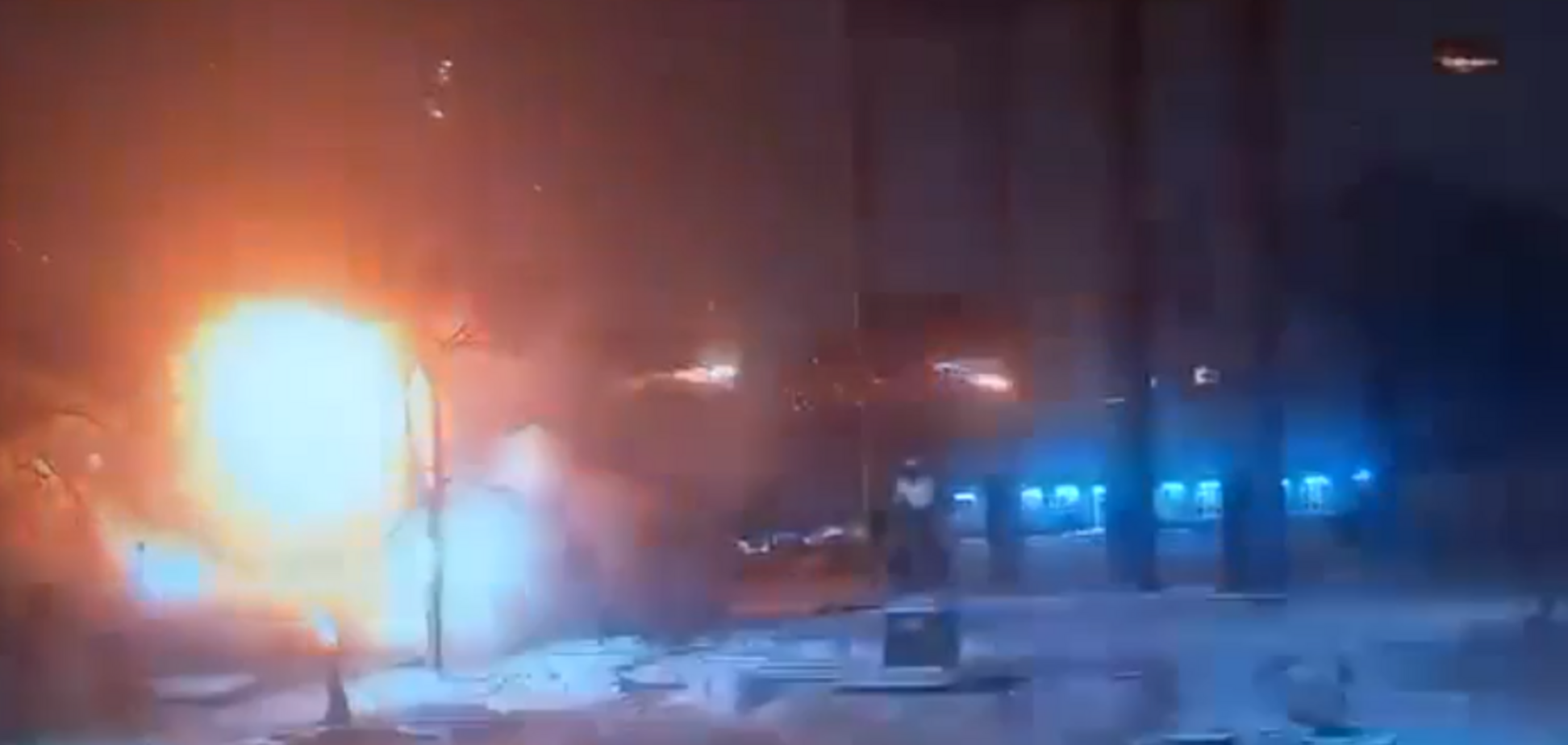 'Символічне місце': Росія атакувала Львів, дрон влучив у дитмайданчик біля памʼятника Бандері. Відео