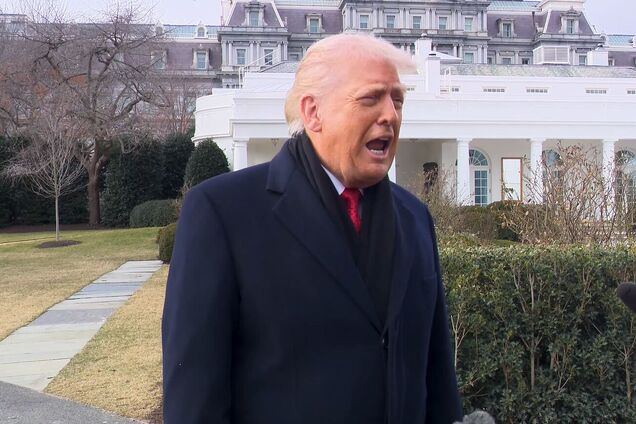 'Сам себе переконав': Трамп заявив, що поки передумав завдавати удару по Ірану