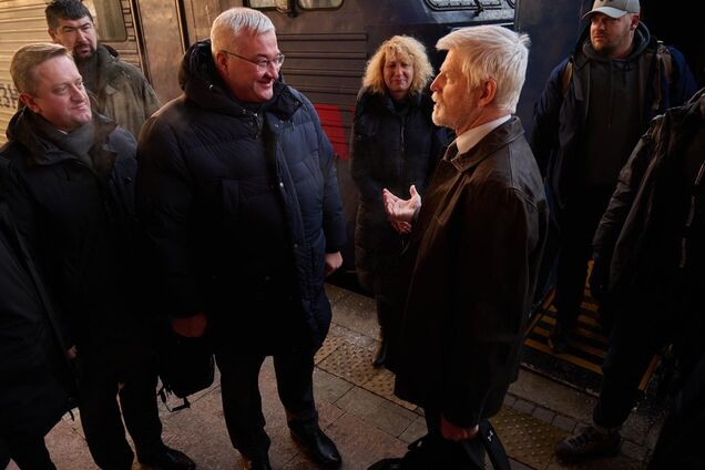 Президент Чехії прибув до Києва і вшанував памʼять  загиблих захисників і захисниць. Фото і відео