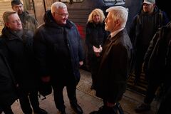 Президент Чехії прибув до Києва та отримав нагороду від Зеленського: усі деталі зустрічі. Фото й відео